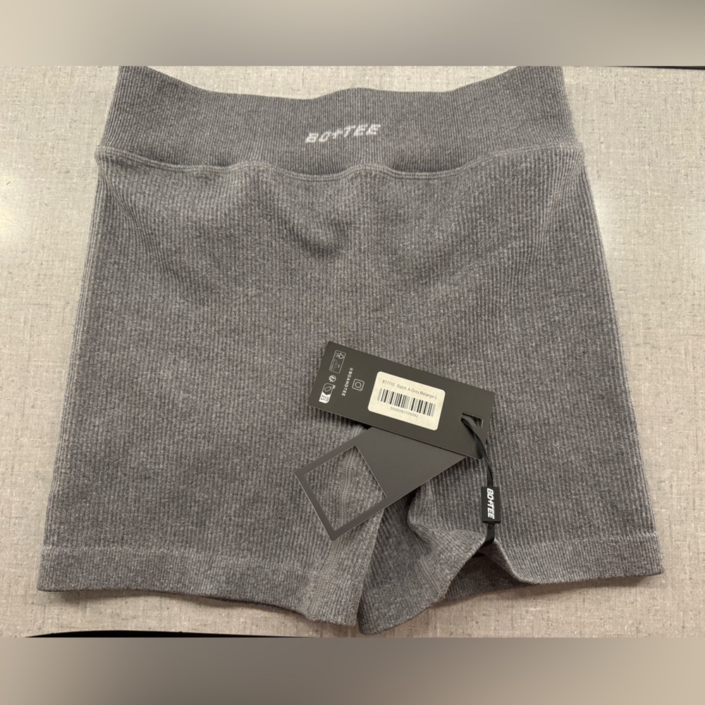Bo+Tee gym shorts